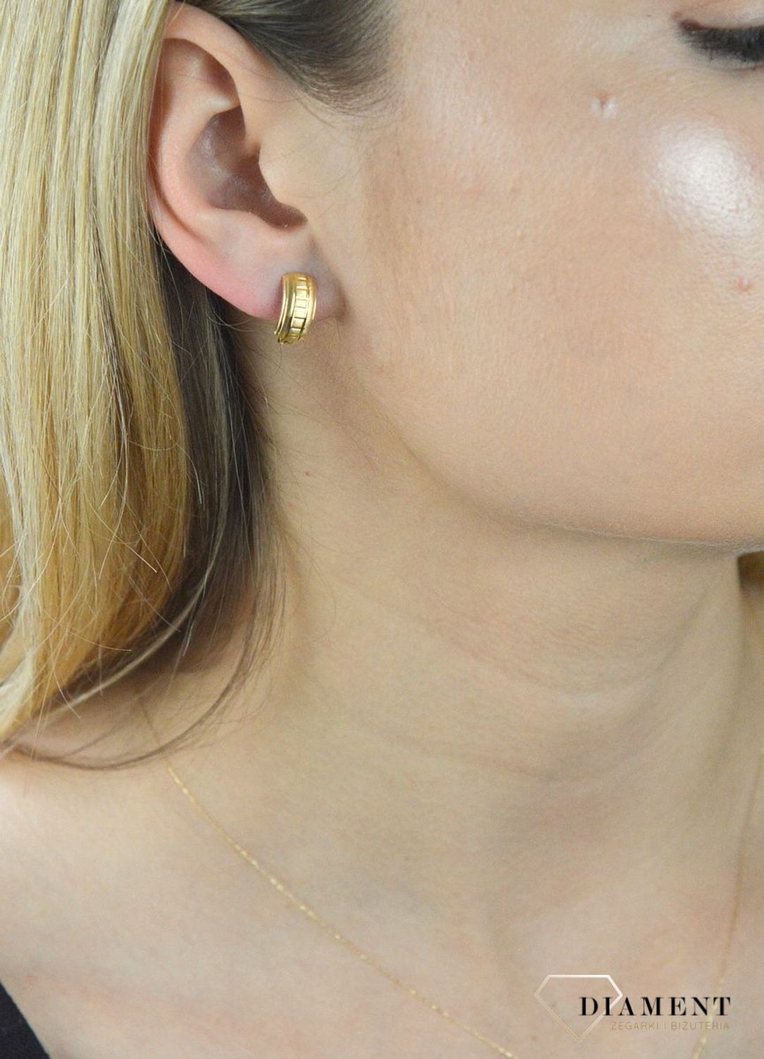 Złote kolczyki grawerowane blaszki pr 585 KL 5287io.jpg